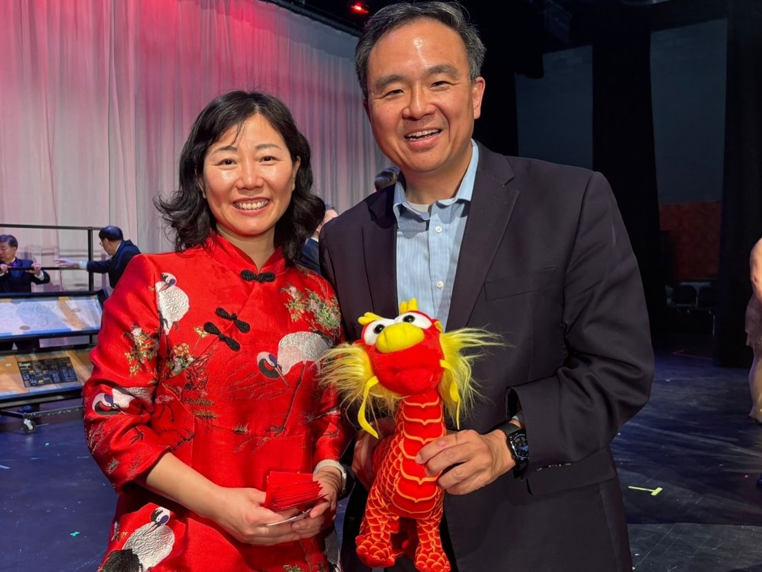 Lanlan Xu (Left) and Maryland State Delegate Mark Chang were at the Lunar New Year Gala celebrating the Year of Dragon.